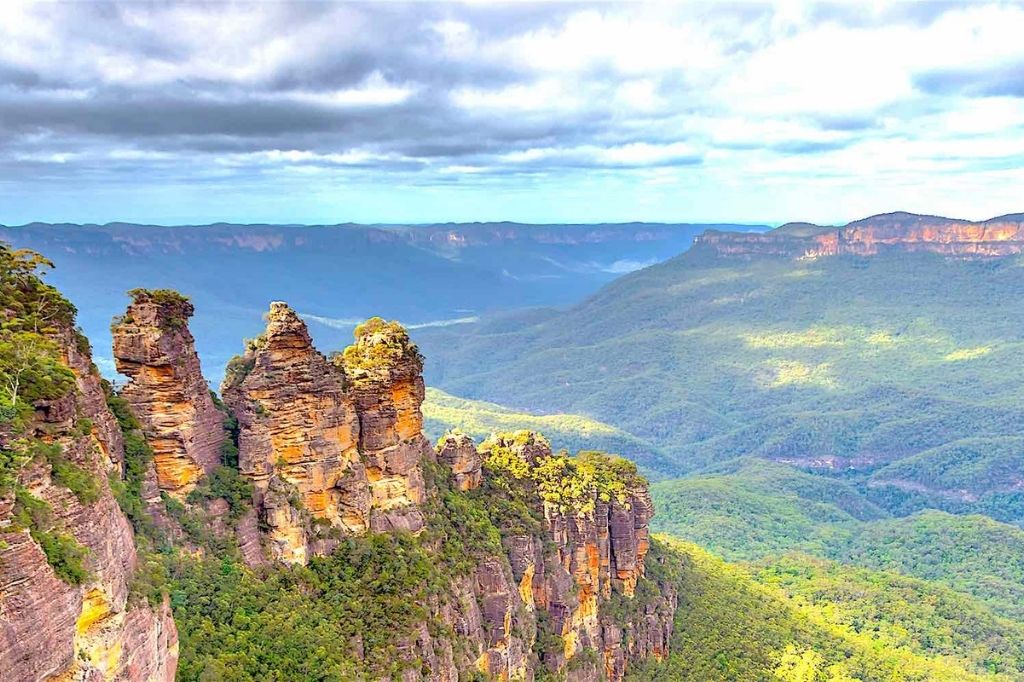 blue mountains