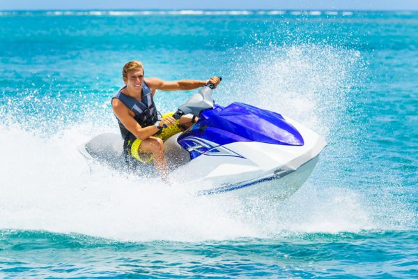 Gold Coast Team Trips Jet Skiing